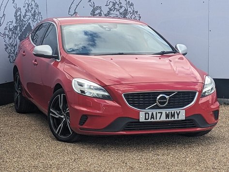 Volvo V40 D2 R-DESIGN PRO