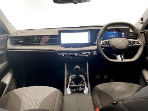 MG HS 1.5 T-GDI SE SUV 5dr Petrol Manual Euro 6 (s/s) (169 ps) Air Con - Alloys - 19