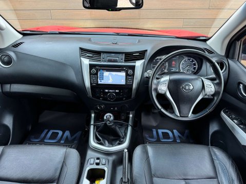 Nissan Navara 2.3 Navara Tekna dCi 4WD 5dr 28
