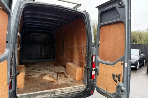 Renault Master LM35 BUSINESS PLUS DCI LWB -RARE COLOUR -FULL SERVICE HISTORY -DEMO +1 OWNR 30
