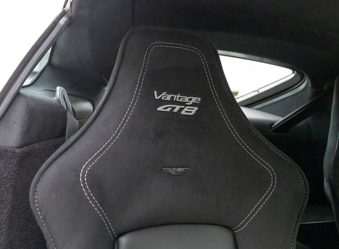 Aston Martin Vantage GT8 9