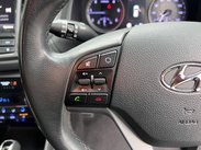 Hyundai TUCSON 2.0 CRDi Premium Auto 4WD Euro 6 5dr 43