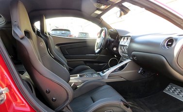 Alfa Romeo 8C Competizione 8