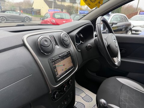 Dacia Sandero Stepway 1.5 dCi Laureate Euro 5 5dr 14