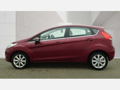 Ford Fiesta 1.25 Zetec Hatchback 5dr Petrol Manual (133 g/km, 81 bhp) 6