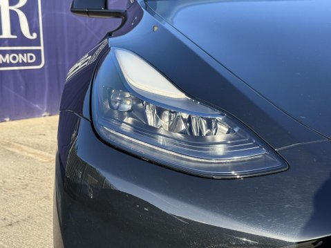 Tesla Model Y (Dual Motor) Long Range SUV 5dr Electric Auto 4WDE (384 bhp) 11