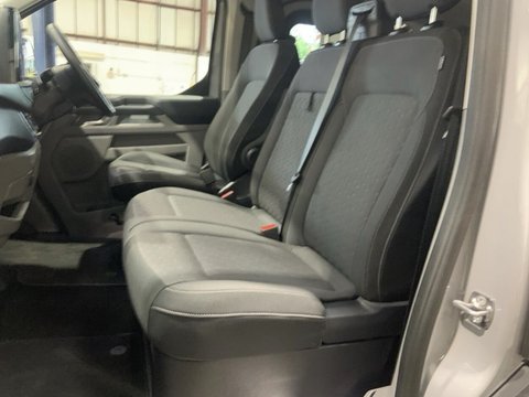 Ford Transit Custom 340 LIMITED ECOBOOST KOMBI 14