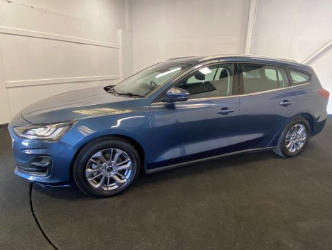 Ford Focus 1.0 Focus Titanium 5dr 2