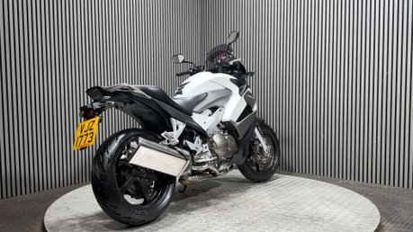 Honda VFR 2011 ONLY 22K NEW MOT SERVICED TOP BOX TOURER 800CC 6