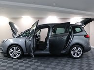 Vauxhall Zafira SRI 6
