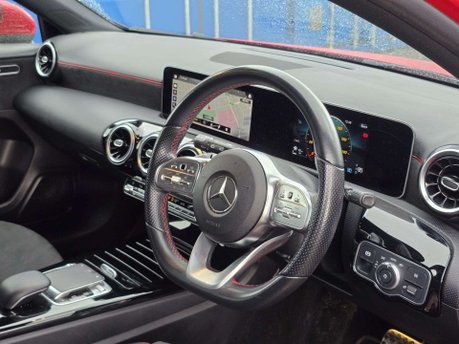 Mercedes-Benz A Class 1.3 A200 AMG Line (Executive) Hatchback 5dr Petrol 7G-DCT Euro 6 (s/s) (163 20