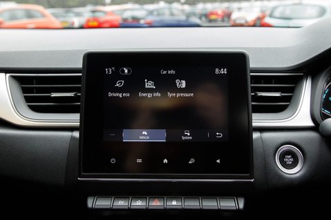 Renault Captur TECHNO E-TECH 32