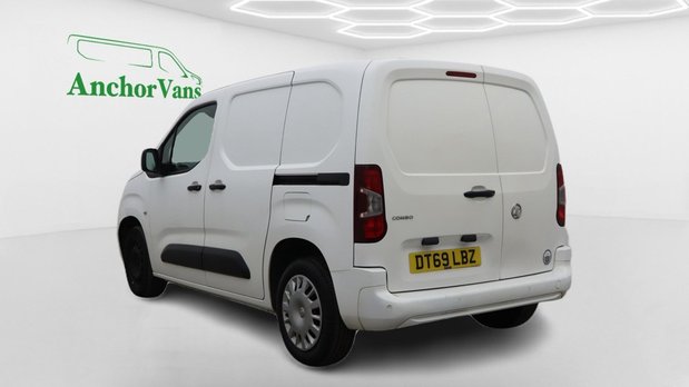 Vauxhall Combo SWB L1H1 Low Roof Sportive 2000 Air Con Sensors EURO 6 NO VAT 6