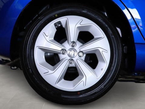 Suzuki Swift 1.2 Mild Hybrid Motion 5dr CVT 11