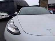 Tesla Model 3 STANDARD RANGE PLUS 5