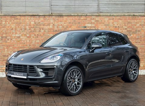 Porsche Macan Turbo 6