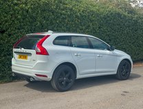 Volvo XC60 (Sold) 2.0 D4 R-Design Nav SUV 5dr Diesel Auto Euro 6 (s/s) (190 ps) 4