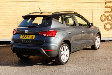 SEAT Arona TSI SE TECHNOLOGY