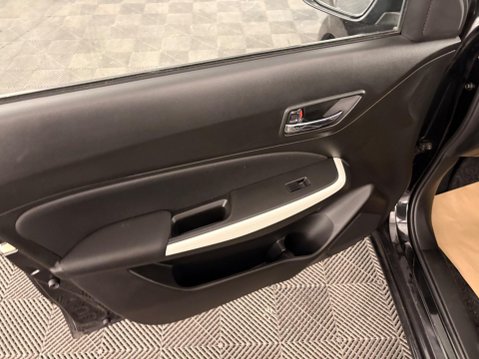 Suzuki Swift 1.0 Boosterjet SZ5 Auto Euro 6 5dr 28
