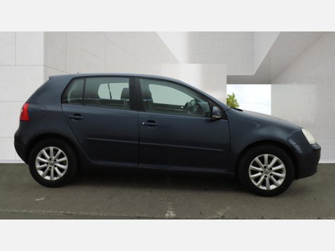 Volkswagen Golf MATCH FSI 6