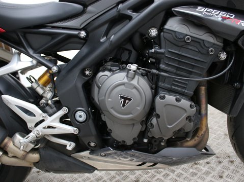 Triumph Speed Triple SPEED TRIPLE 1200 RR 22