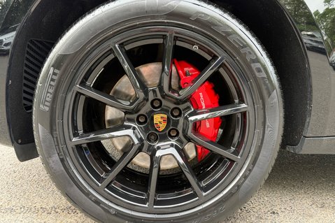 Porsche Macan TURBO PDK - TWO OWNERS -LANE ASSIST -20 INCH ALLOYS -APPLE CAR PLAY 63