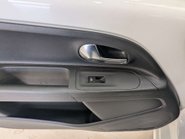 Volkswagen Up 1.0 Move up! 5dr 38