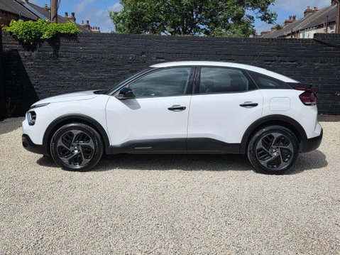Citroen C4 1.2 PureTech Sense Euro 6 (s/s) 5dr 4