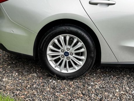 Ford Focus 1.0 Focus Titanium Auto 5dr 13