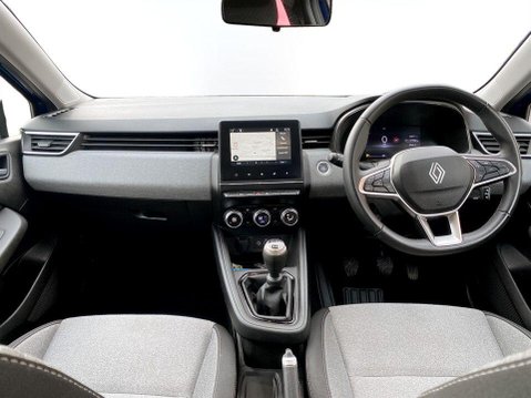 Renault Clio 1.0 TCe evolution Hatchback 5dr Petrol Manual Euro 6 (s/s) (90 ps) Air Con 19