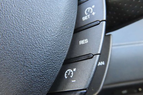 Land Rover Range Rover Evoque 2.2 SD4 Dynamic SUV 5dr Diesel Manual 4WD Euro 5 (s/s) (190 ps) 13