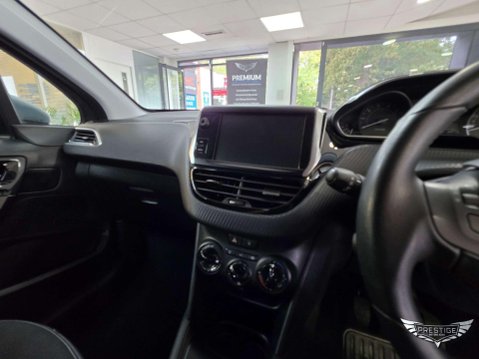 Peugeot 208 1.2 PureTech Active Euro 6 3dr 33