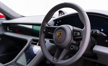 Porsche Taycan Turbo Cross Turismo 9