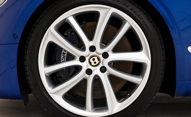 Bentley Continental GT W12 Convertible First Edition 10