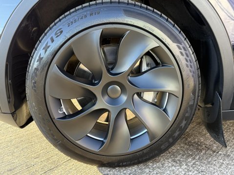 Tesla Model Y (Dual Motor) Long Range SUV 5dr Electric Auto 4WDE (384 bhp) 17