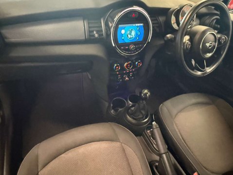 Mini Hatch 1.5 Cooper 3dr 37