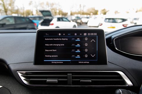 Peugeot 3008 PURETECH S/S GT LINE PREMIUM 25