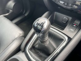 Nissan Qashqai 1.3 Qashqai N-Motion DiG-T 5dr 44