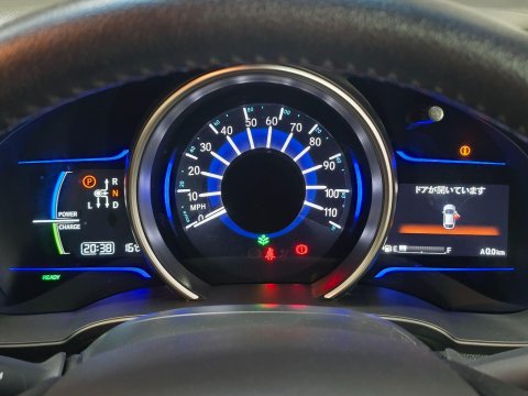 Honda Fit 1.5 VVTi Hybrid 31