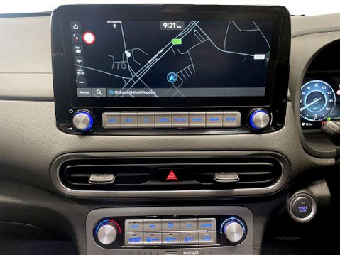 Hyundai KONA 64kWh Ultimate SUV 5dr Electric Auto (10.5kW Charger) (204 ps) Bluetooth 19