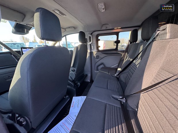 Ford Transit Custom Crew Cab [SOLD MT] AUTO 170ps LWB L2H1 Limited 300 Air Con Alloys Sensors S 13