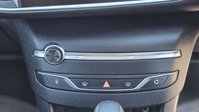 Peugeot 308 1.2 PureTech Allure Hatchback 5dr Petrol EAT Euro 6 (s/s) (130 ps) 17