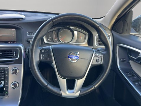 Volvo V60 2.0 D4 Lux Nav Auto Euro 6 (s/s) 5dr 48
