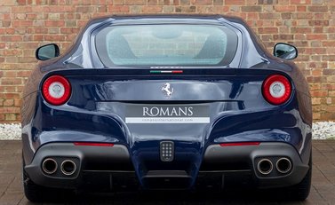 Ferrari F12 Berlinetta 5