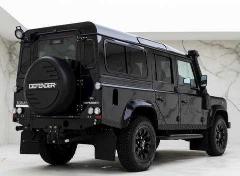 Land Rover Defender 110 XS 7