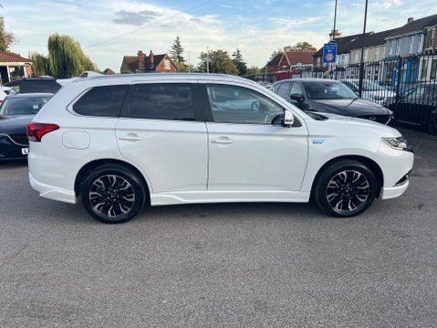 Mitsubishi Outlander 2.0h 12kWh GX4hs CVT 4WD Euro 6 (s/s) 5dr 7