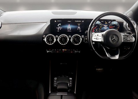 Mercedes-Benz GLA 1.3 GLA 180 AMG Line Premium Auto 5dr 21