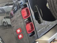 Land Rover Defender 2.0 Defender X-Dynamic HSE PHEV Auto 4WD 5dr 41