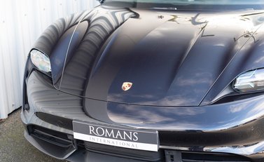 Porsche Taycan Turbo S 27