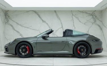 Porsche 911 Targa 4 GTS (992) 3